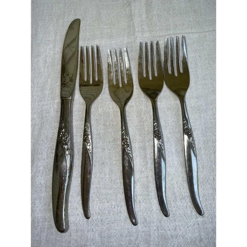 Oneida Ltd Stainless Flatware , Vintage , Rose, 1 Set 5 Pieces